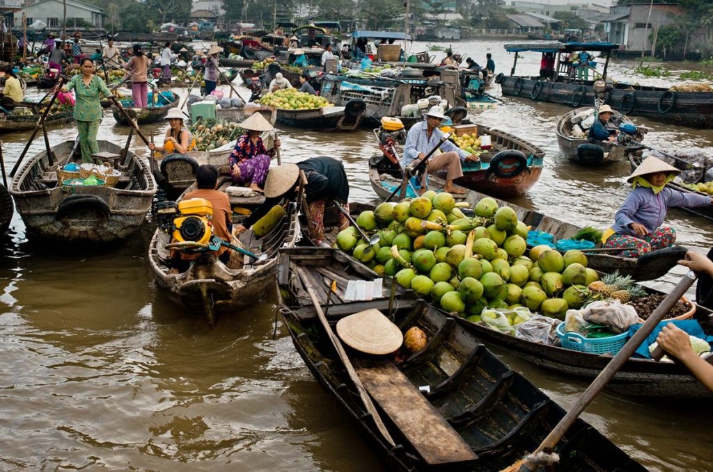 Floating market on the Mekong Delta