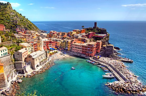 Cinque Terre Vernazza