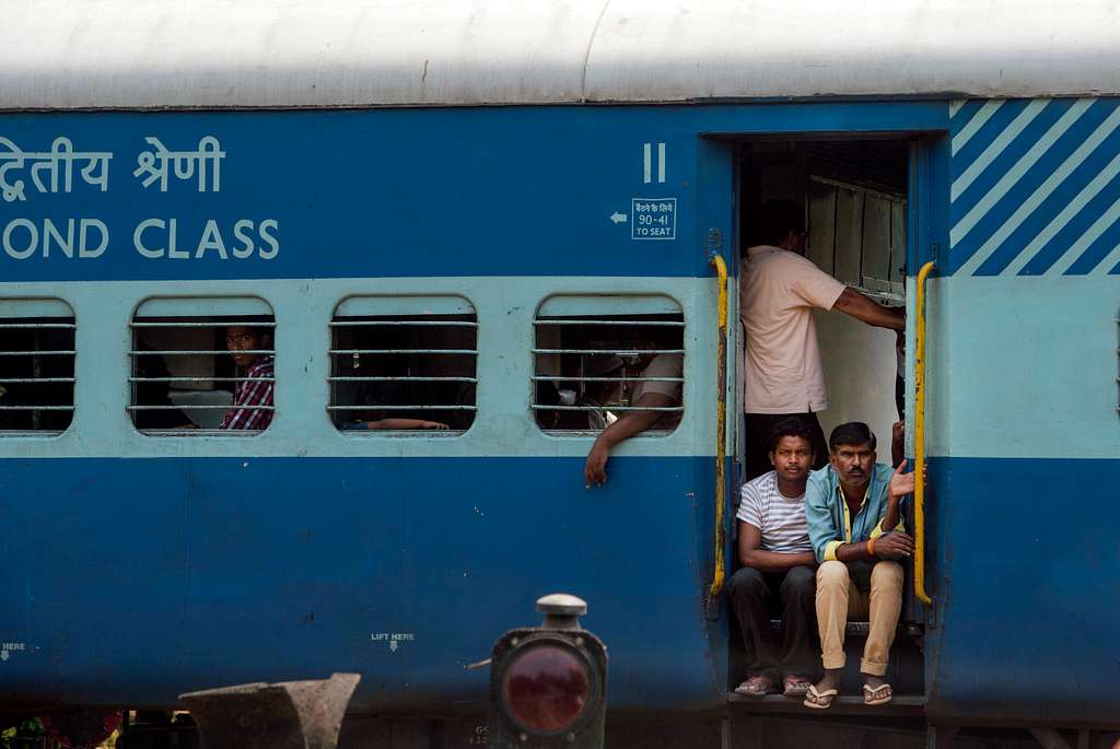 india second class train carriage