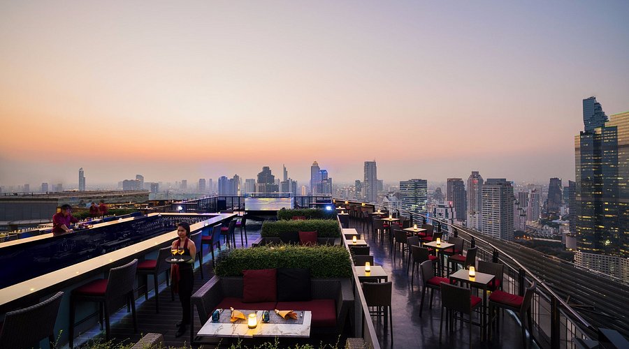 Zoom Sky Bar & Restaurant, Bangkok